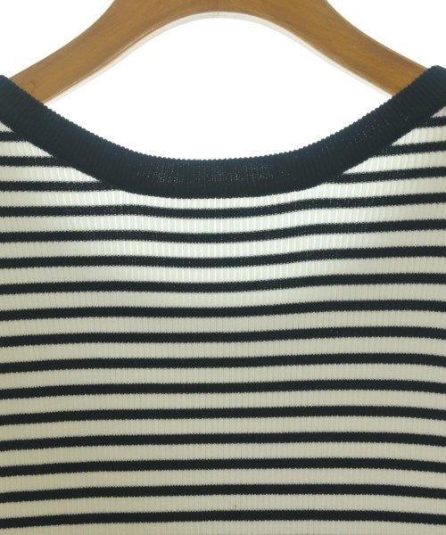 Mila Owen เสื้อกันหนาว