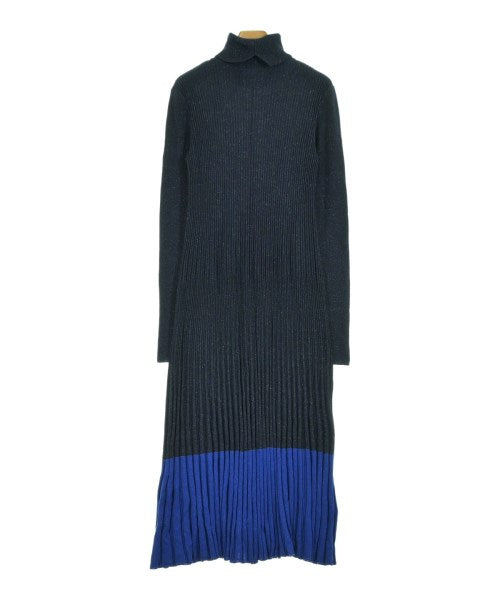 Mila Owen ชุดเดรส