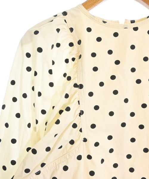 Mila Owen เสื้อสตรี