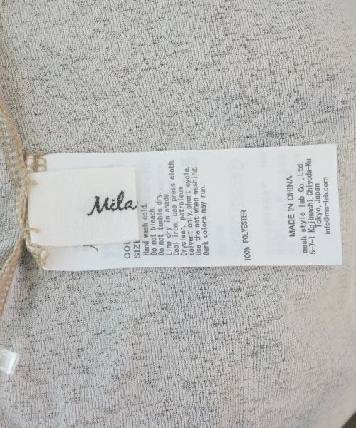 Mila Owen เสื้อยืด/เสื้อท็อปส์