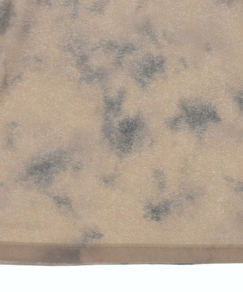 Mila Owen เสื้อยืด/เสื้อท็อปส์