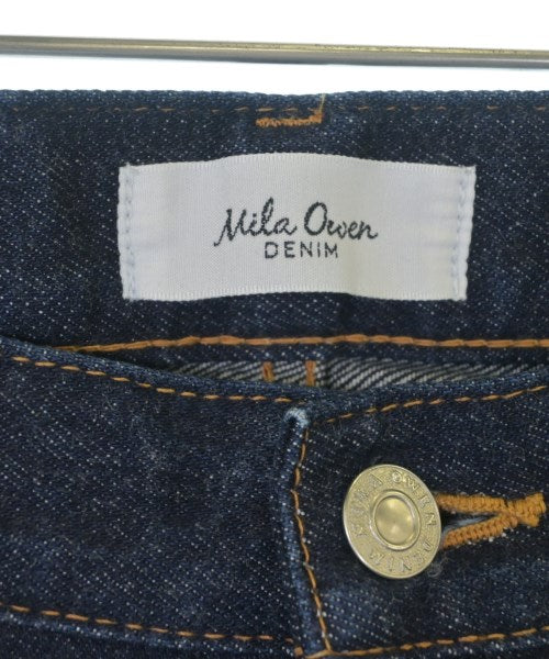 Mila Owen ยีนส์