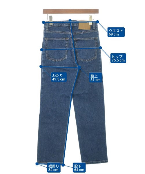 Mila Owen ยีนส์