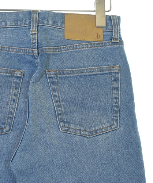 Mila Owen ยีนส์