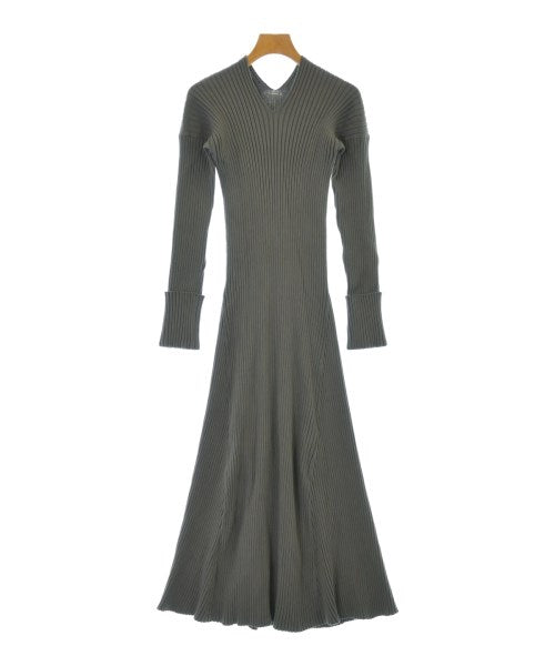 Mila Owen ชุดเดรส