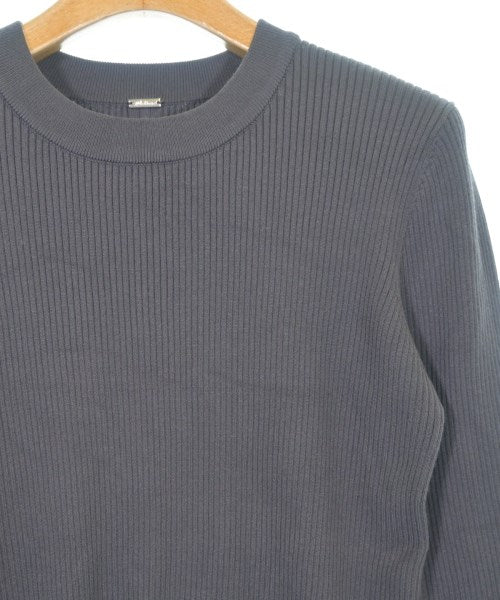 Mila Owen เสื้อกันหนาว