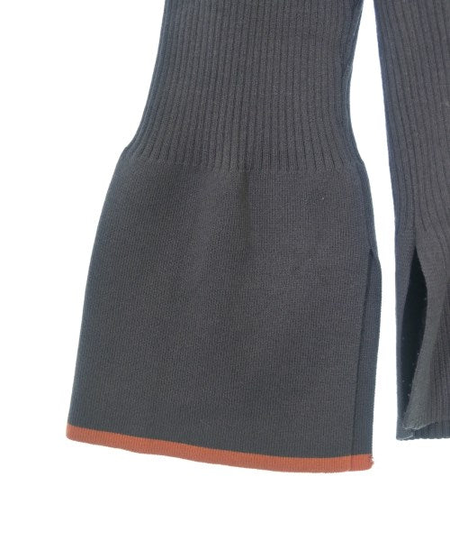 Mila Owen เสื้อกันหนาว