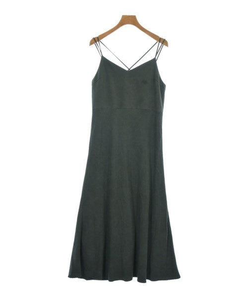 Mila Owen ชุดเดรส