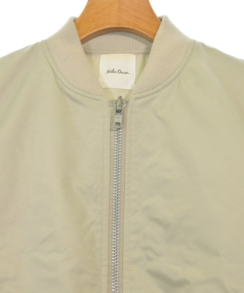 Mila Owen แจ็กเก็ตทหาร