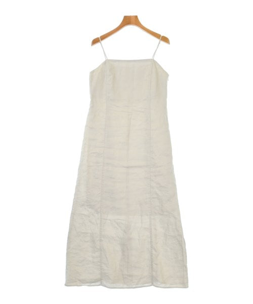 Mila Owen ชุดเดรส