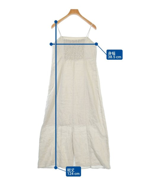 Mila Owen ชุดเดรส