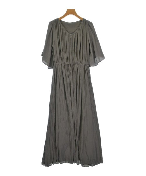 Mila Owen ชุดเดรส