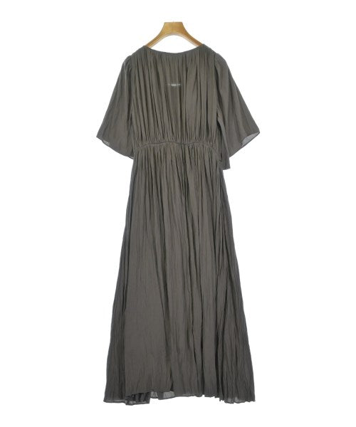 Mila Owen ชุดเดรส