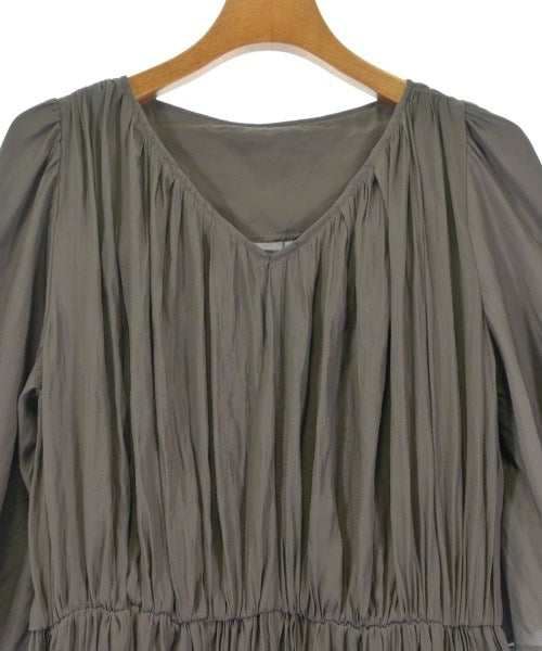 Mila Owen ชุดเดรส