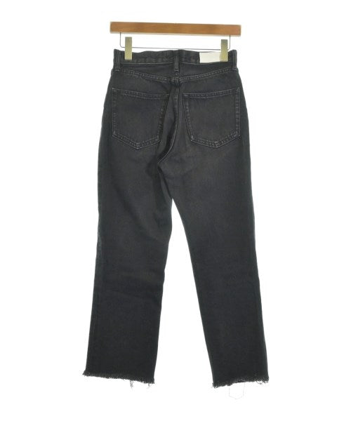 Mila Owen ยีนส์