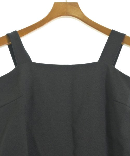 Mila Owen ชุดเอี๊ยม/เสื้อคลุมหลวมๆ/จั๊มสูท