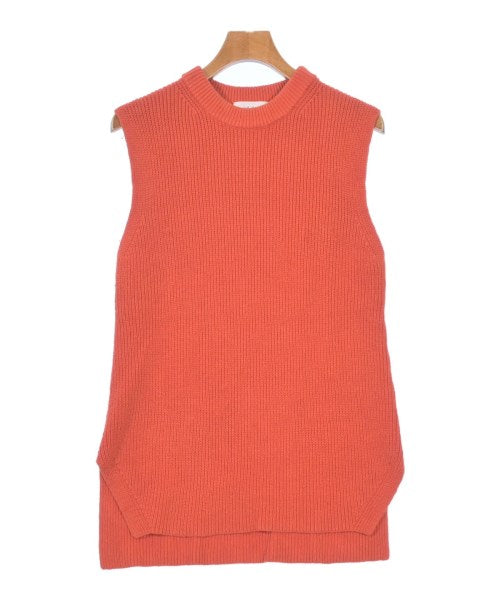 Mila Owen เสื้อแขนกุด