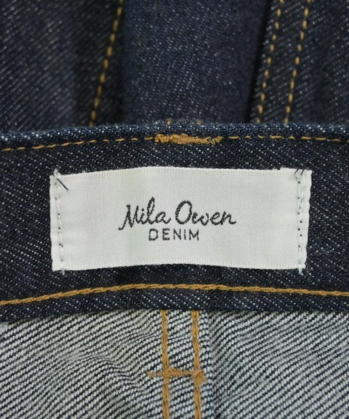 Mila Owen ยีนส์