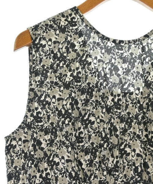 Mila Owen ชุดเดรส