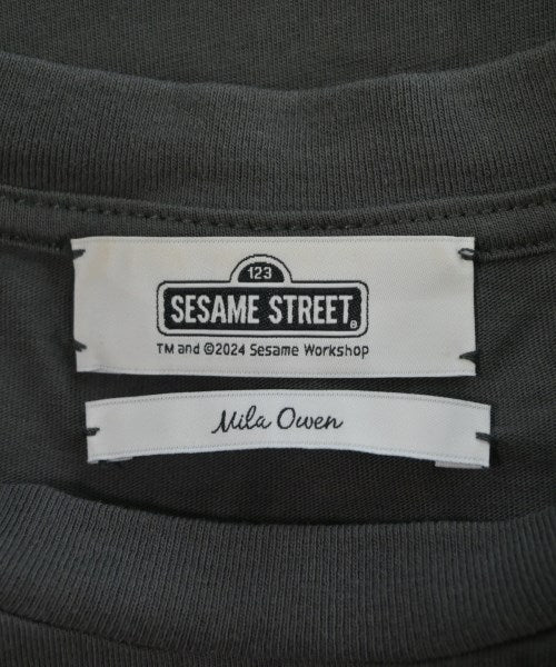 Mila Owen เสื้อยืด/เสื้อท็อปส์