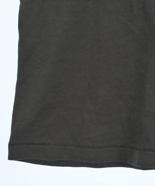 Mila Owen เสื้อยืด/เสื้อท็อปส์