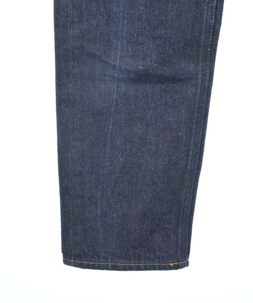 Mila Owen ยีนส์