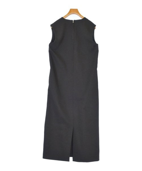 Mila Owen ชุดเดรส