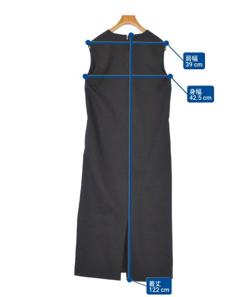 Mila Owen ชุดเดรส