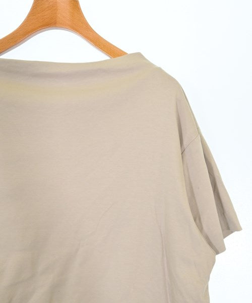 Mila Owen เสื้อยืด/เสื้อท็อปส์