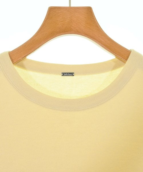 Mila Owen เสื้อยืด/เสื้อท็อปส์