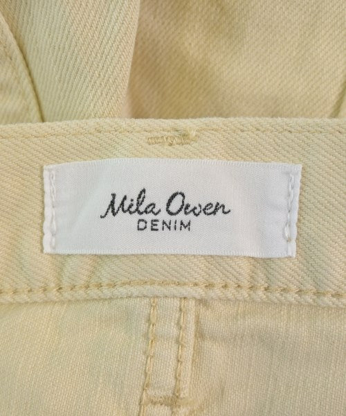 Mila Owen ยีนส์
