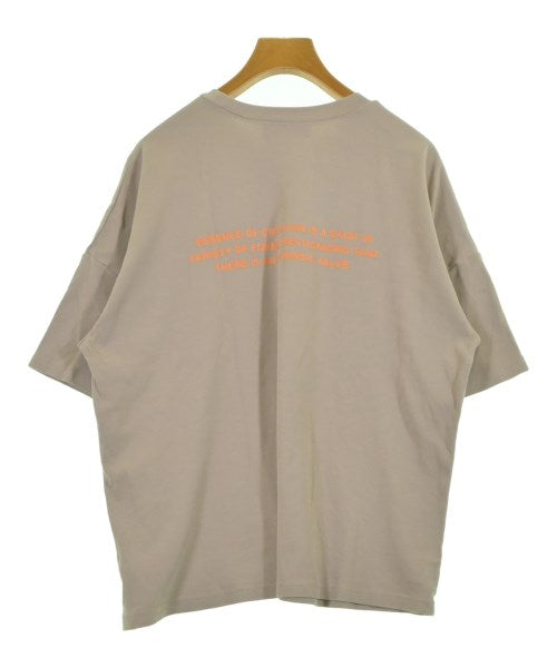 Mila Owen เสื้อยืด/เสื้อท็อปส์