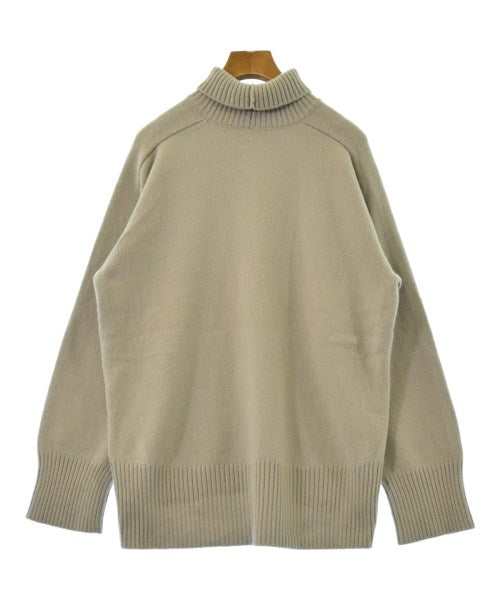 Mila Owen เสื้อกันหนาว