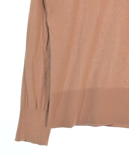 Mila Owen เสื้อกันหนาว
