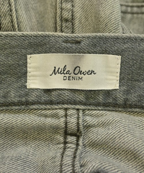 Mila Owen ยีนส์