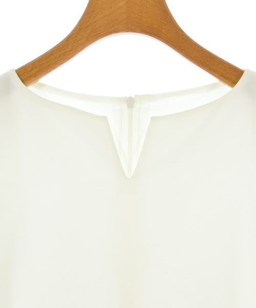 Mila Owen เสื้อสตรี