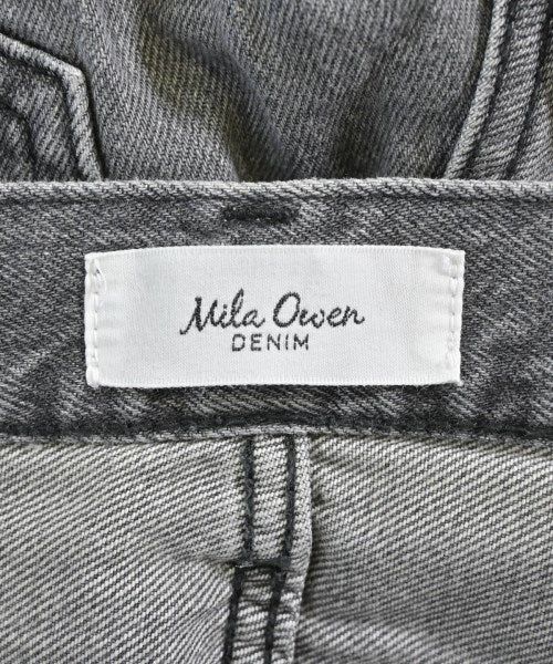 Mila Owen ยีนส์