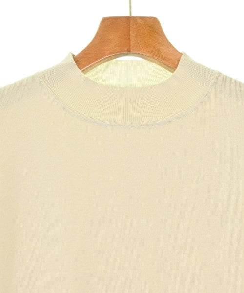 Mila Owen เสื้อกันหนาว
