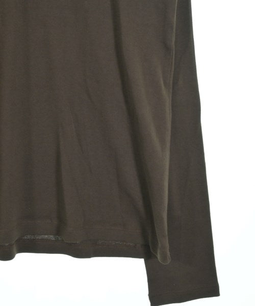 Mila Owen เสื้อยืด/เสื้อท็อปส์