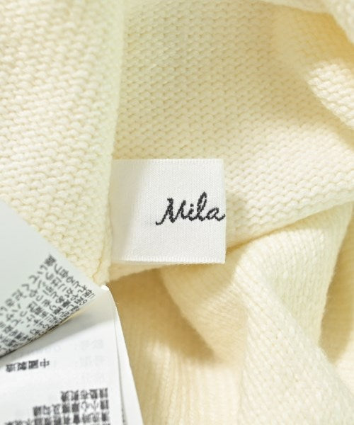 Mila Owen เสื้อกันหนาว