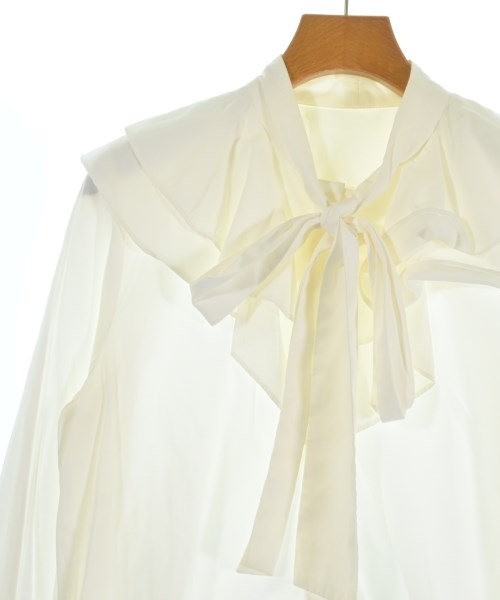 Mila Owen เสื้อลำลอง