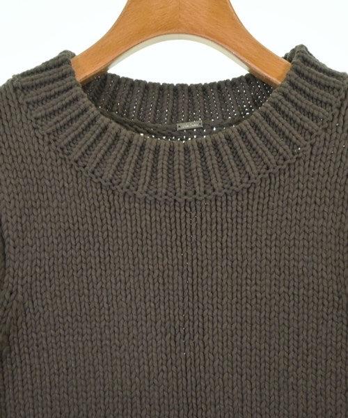 Mila Owen เสื้อกันหนาว