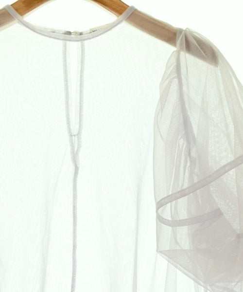 Mila Owen เสื้อสตรี