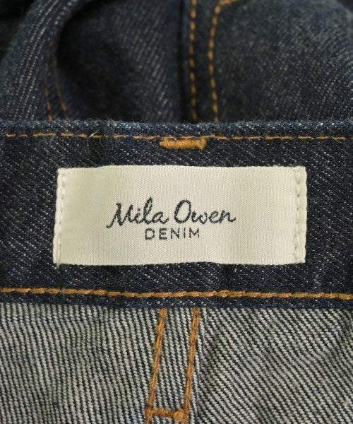Mila Owen ยีนส์