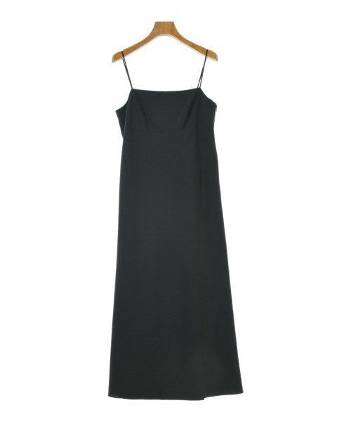 Mila Owen ชุดเดรส