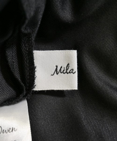 Mila Owen กระโปรงยาวถึงเข่า