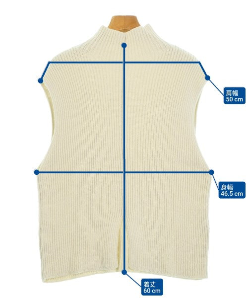 Mila Owen เสื้อแขนกุด