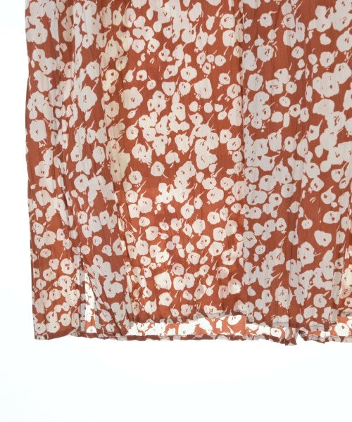 Mila Owen ชุดสูทแบบครบเซต (อื่นๆ)