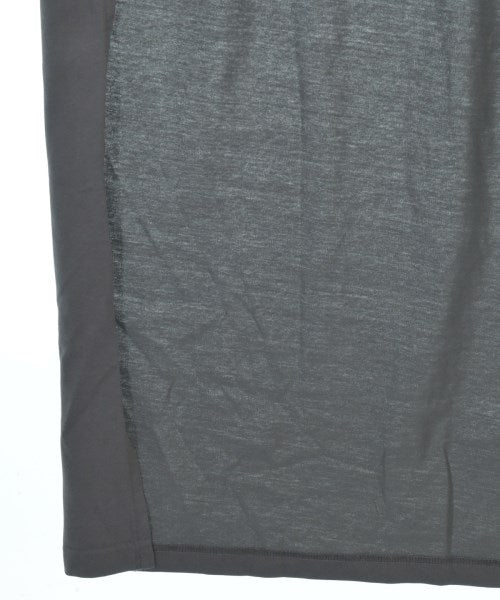 Mila Owen เสื้อยืด/เสื้อท็อปส์