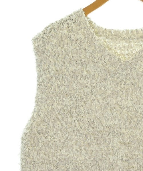 Mila Owen เสื้อกั๊ก